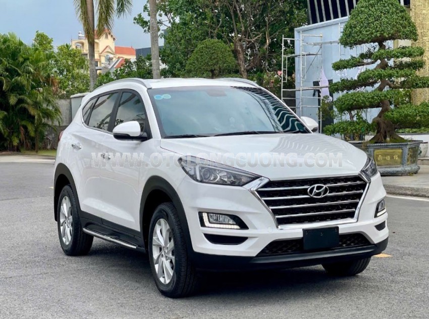 Hyundai Tucson 2.0 AT Tiêu chuẩn 2021