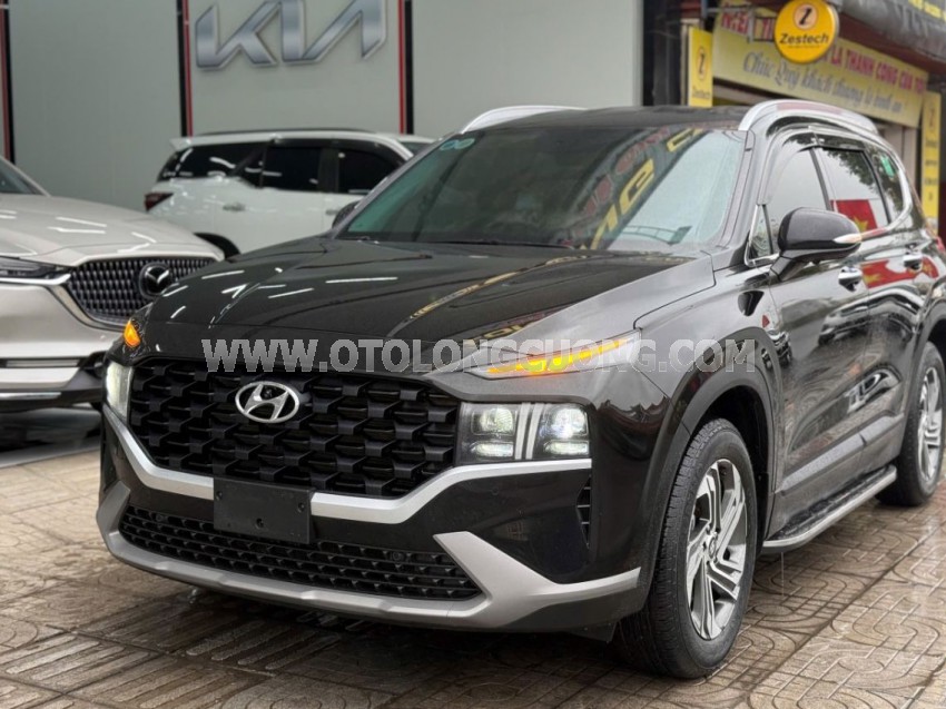 Hyundai SantaFe Tiêu chuẩn 2.5L 2022