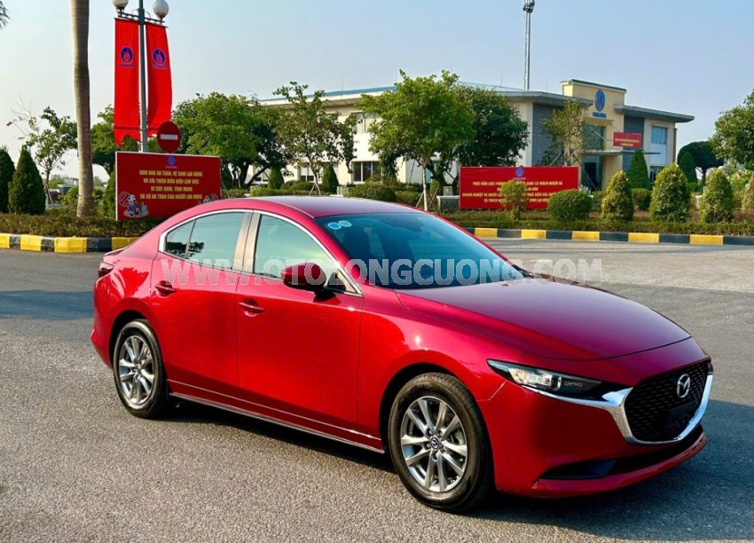 Mazda 3 1.5L Deluxe 2022