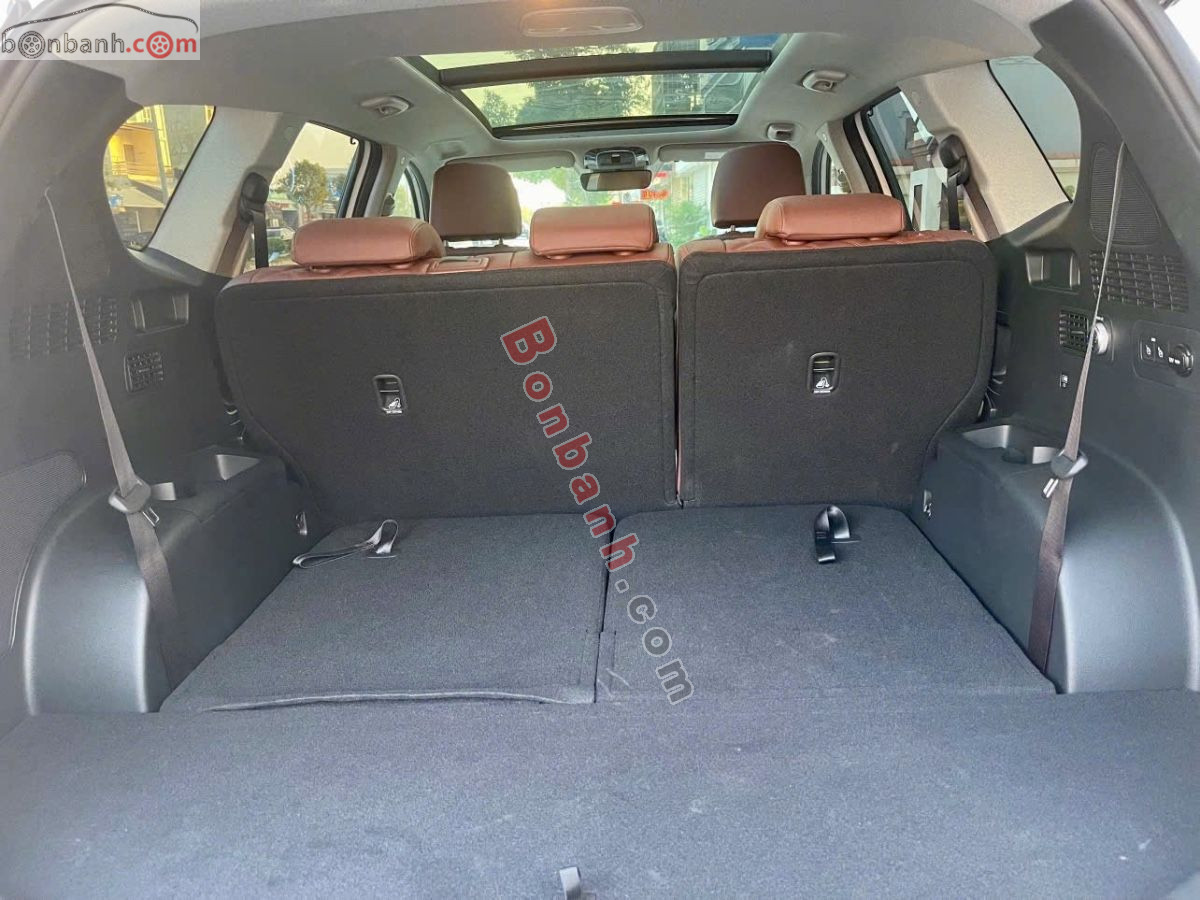 Hyundai SantaFe Cao cấp 2.5L HTRAC 2024