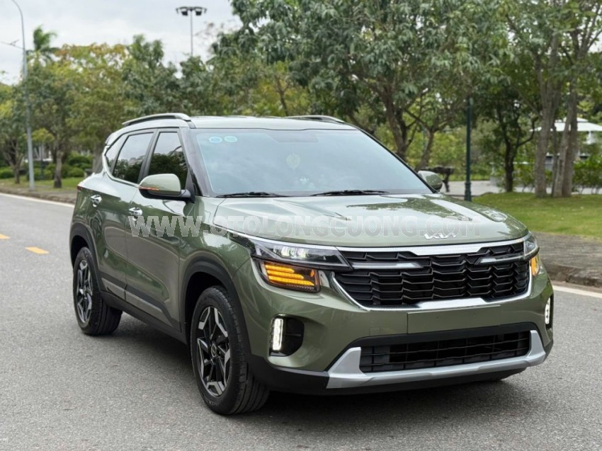 Kia Sonet Luxury 1.5 AT 2024