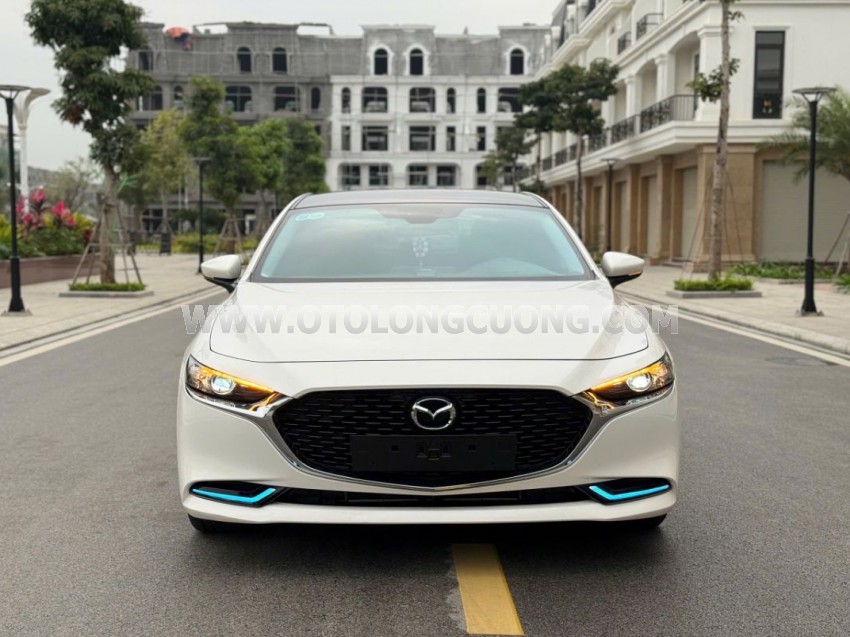 Mazda 3 1.5L Luxury 2024