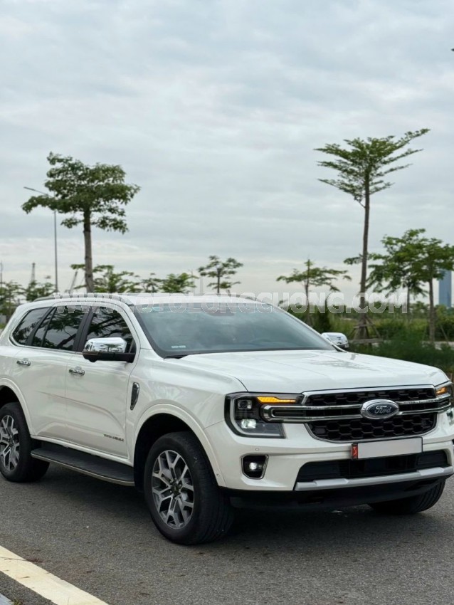 Ford Everest Titanium Plus 2.0L 4x4 AT 2024
