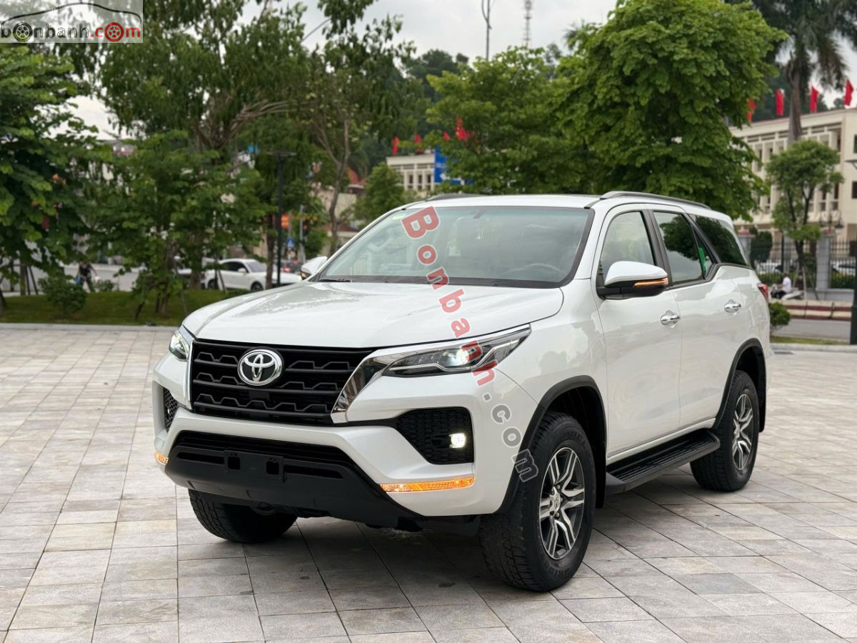 Toyota Fortuner 2.4L 4x2 AT 2022
