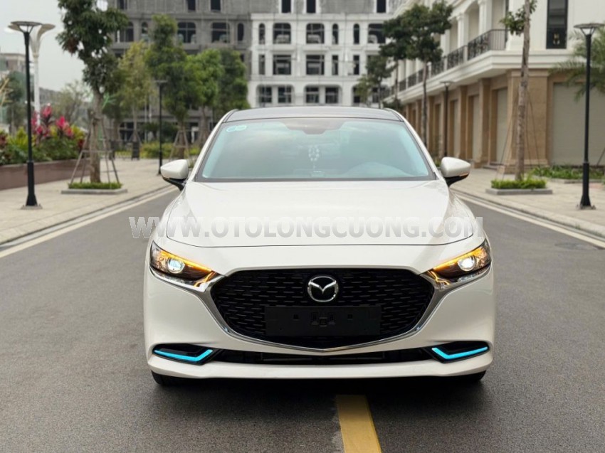 Mazda 3 1.5L Luxury 2024