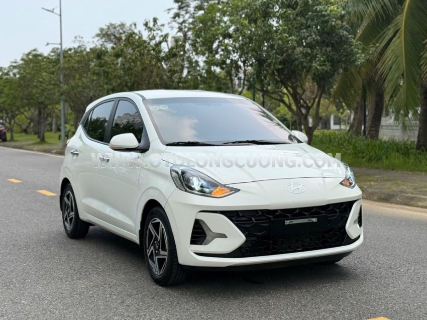 Hyundai i10 1.2 AT 2024
