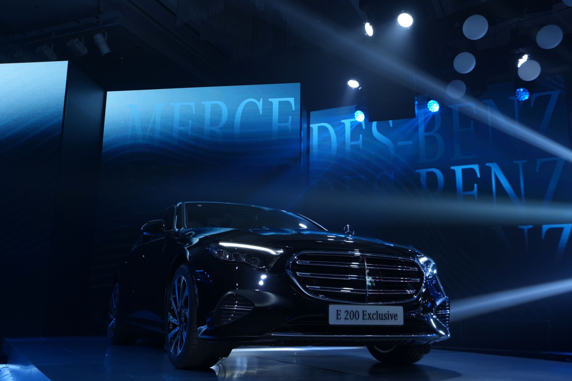 mercedes-benz-e-class-e-200-exclusive
